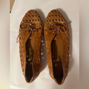 Tempos Women's Tan Leather Flats vintage leather flats 5.5